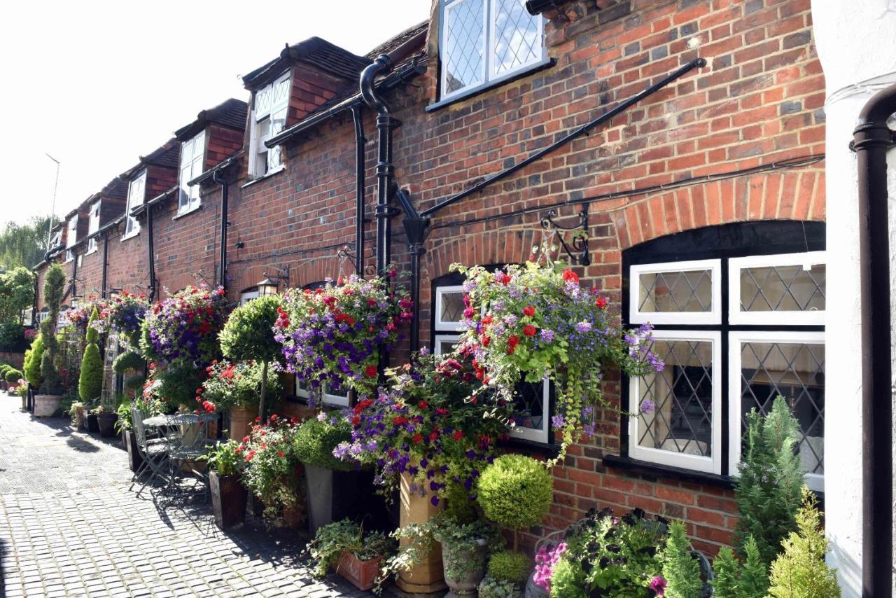 Luxury Eton House, 5 Minute Walk To Windsor Castle Villa Eksteriør billede