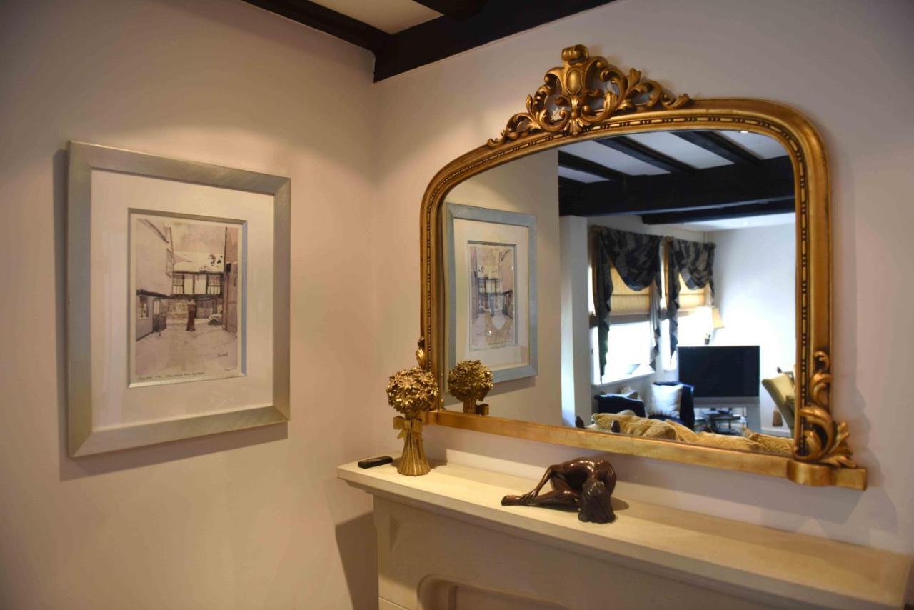 Luxury Eton House, 5 Minute Walk To Windsor Castle Villa Eksteriør billede